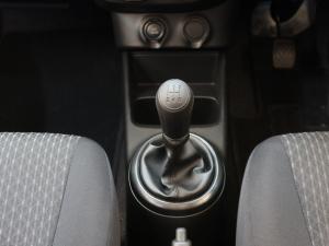 Toyota Vitz 1.0 - Image 12