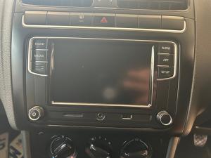 Volkswagen Polo Vivo hatch 1.4 Comfortline - Image 12
