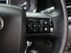Toyota Hilux 2.4GD-6 Xtra cab Raider manual - Image 10