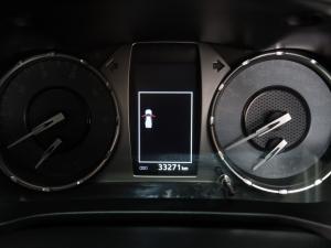 Toyota Hilux 2.4GD-6 Xtra cab Raider manual - Image 11
