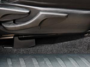 Toyota Hilux 2.4GD-6 Xtra cab Raider manual - Image 19