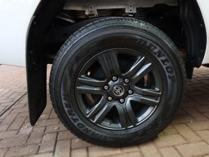 Toyota Hilux 2.4GD-6 Xtra cab Raider manual - Image 21