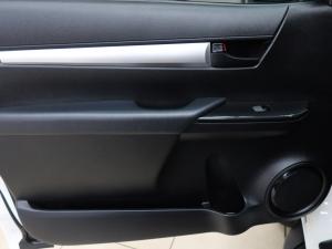 Toyota Hilux 2.4GD-6 Xtra cab Raider manual - Image 29