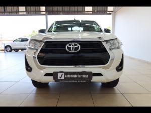 Toyota Hilux 2.4GD-6 Xtra cab Raider manual - Image 4