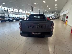 Isuzu D-Max 1.9TD double cab LS X-Rider manual - Image 5