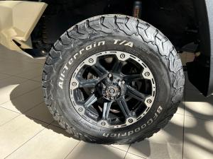 Toyota Land Cruiser 79 4.5D-4D V8 double cab LX - Image 12