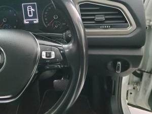 Volkswagen T-Roc 1.4TSI 110kW Design - Image 10