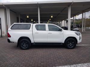 Toyota Hilux 2.4GD-6 double cab 4x4 Raider auto - Image 3