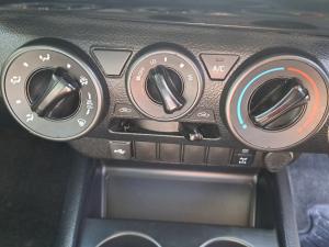 Toyota Hilux 2.4GD-6 double cab 4x4 Raider auto - Image 13
