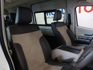Toyota Quantum 2.8 SLWB bus 14-seater GL auto - Image 16