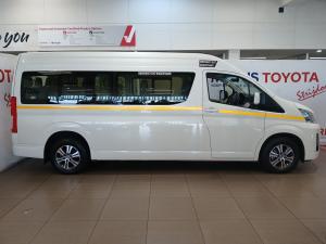 Toyota Quantum 2.8 SLWB bus 14-seater GL auto - Image 3