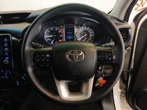 Toyota Hilux 2.4GD-6 double cab 4x4 Raider auto - Image 8