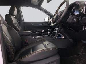 Ford Ranger 2.0D BI-TURBO Wildtrak automatic D/C - Image 16