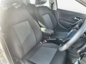 Volkswagen Polo Vivo hatch 1.4 Life - Image 14