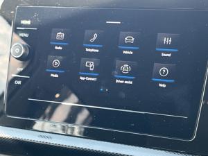 Volkswagen T-Cross 1.0TSI manual - Image 20