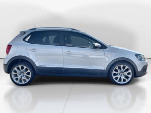 Volkswagen Polo Vivo hatch 1.6 Maxx - Image 8