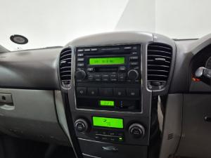 Kia Sorento 3.8 V6 4x4 automatic - Image 10