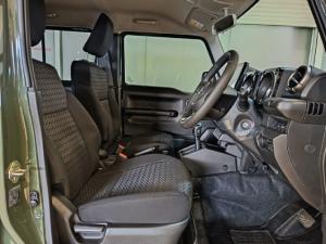 Suzuki Jimny 1.5 GLX AllGrip 5-door auto - Image 10