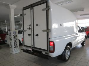 Nissan NP300 Hardbody 2.5TDi (aircon) - Image 4