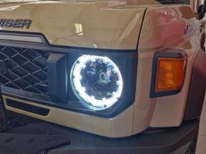 Toyota Land Cruiser 79 4.5D-4D LX V8 single cab - Image 19