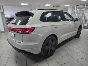Volkswagen Touareg V6 TDI R-Line Final Edition - Image 11