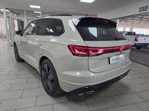 Volkswagen Touareg V6 TDI R-Line Final Edition - Image 12