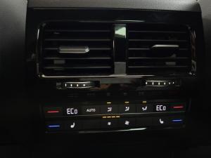 Volkswagen Touareg V6 TDI R-Line Final Edition - Image 18