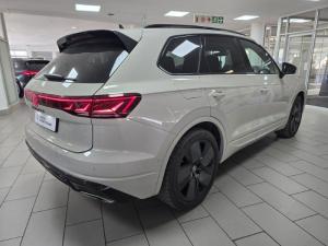 Volkswagen Touareg V6 TDI R-Line Final Edition - Image 8