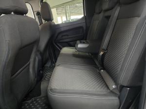 Volkswagen Amarok 2.0TDI double cab Life auto - Image 17