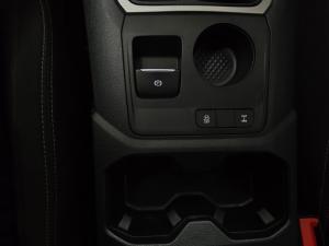Volkswagen Amarok 2.0TDI double cab Life auto - Image 23