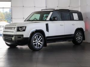 Land Rover Defender 110 D300 X-Dynamic HSE - Image 4