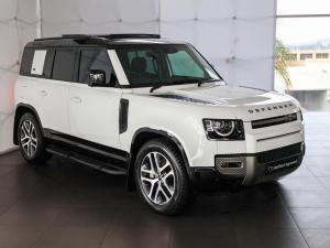 Land Rover Defender 110 D300 X-Dynamic HSE - Image 6
