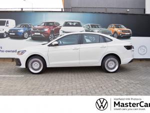 Volkswagen Polo sedan 1.6 manual - Image 3