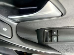Volkswagen Polo Vivo hatch 1.4 Trendline - Image 8