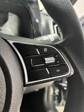 Image Kia Sonet 1.5 LX manual