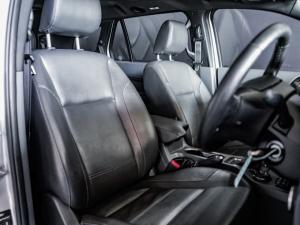 Ford Everest 3.2TDCi 4WD Limited - Image 11