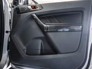 Ford Everest 3.2TDCi 4WD Limited - Image 21