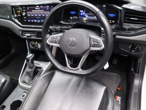 Volkswagen Polo hatch 1.0TSI Life auto - Image 13