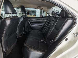 Toyota Corolla 1.6 Prestige CVT - Image 12