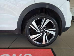 Volkswagen T-CROSS 1.5 TSI R-LINE DSG - Image 10