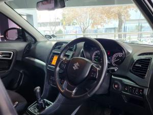 Suzuki Vitara Brezza 1.5 GLX - Image 15