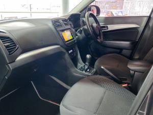 Suzuki Vitara Brezza 1.5 GLX - Image 17