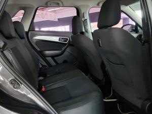 Suzuki Vitara Brezza 1.5 GLX - Image 18