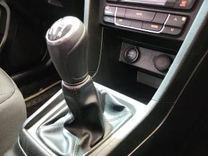 Suzuki Vitara Brezza 1.5 GLX - Image 27