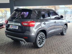 Suzuki Vitara Brezza 1.5 GLX - Image 9
