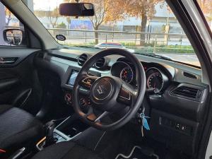 Suzuki Swift 1.2 GL auto - Image 17