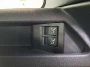 Land Rover Discovery Sport D200 Urban Edition - Image 23