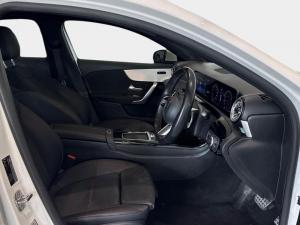Mercedes-Benz A-Class A200 sedan Progressive - Image 13