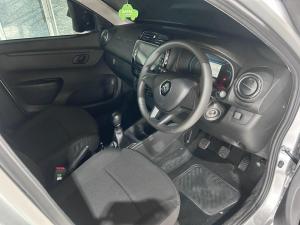 Renault Kwid 1.0 Evolution - Image 5