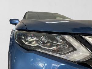 Nissan X-Trail 2.5 4x4 Acenta Tech - Image 9